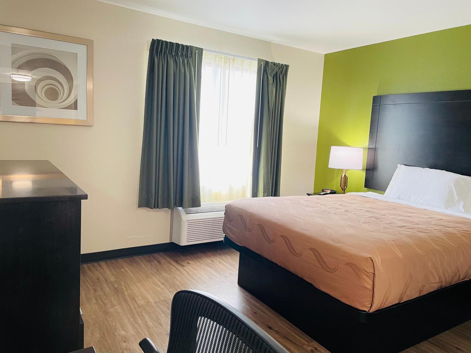 Quality Inn & Suites Lake Charles South Esterno foto