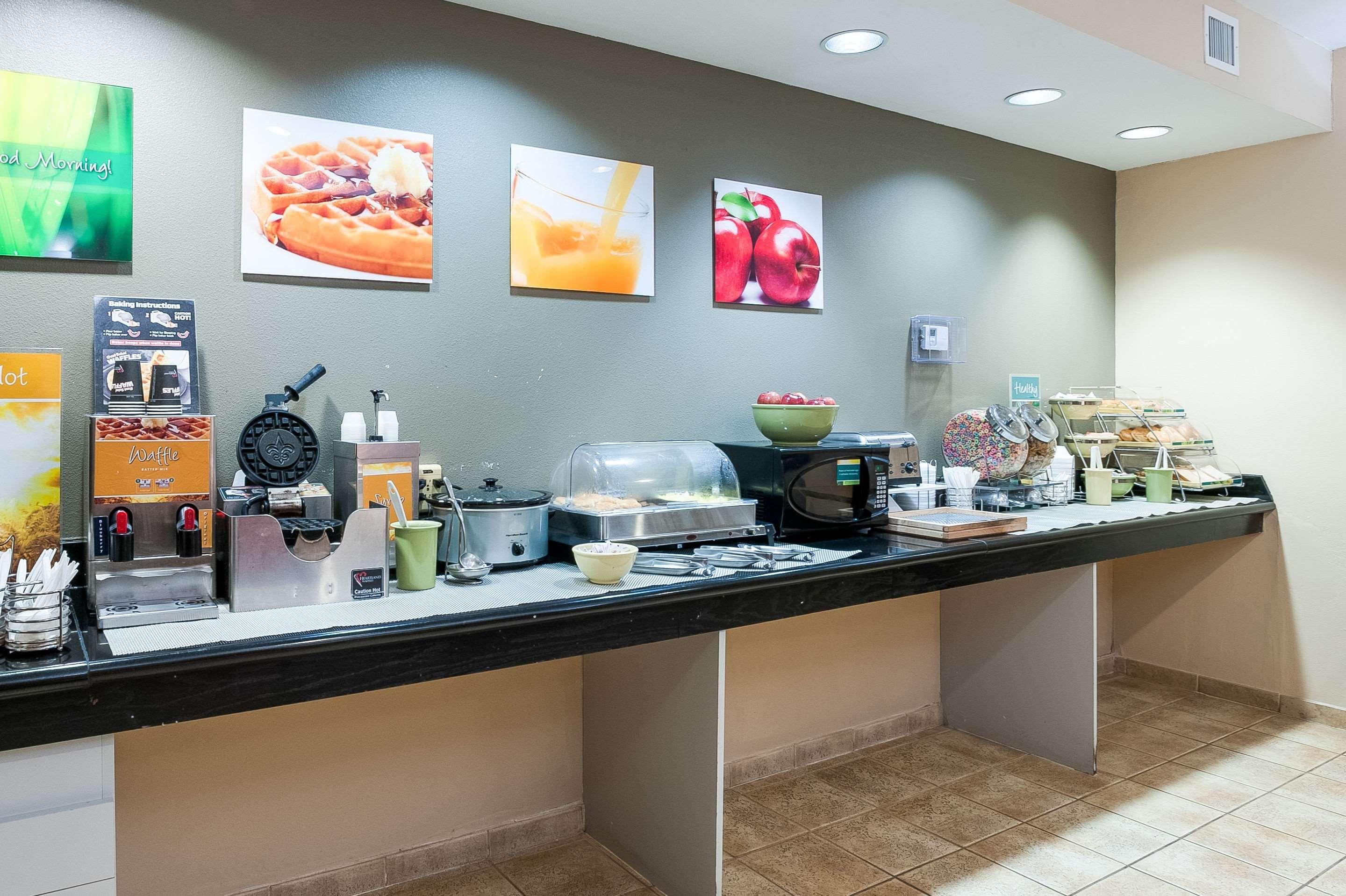 Quality Inn & Suites Lake Charles South Esterno foto