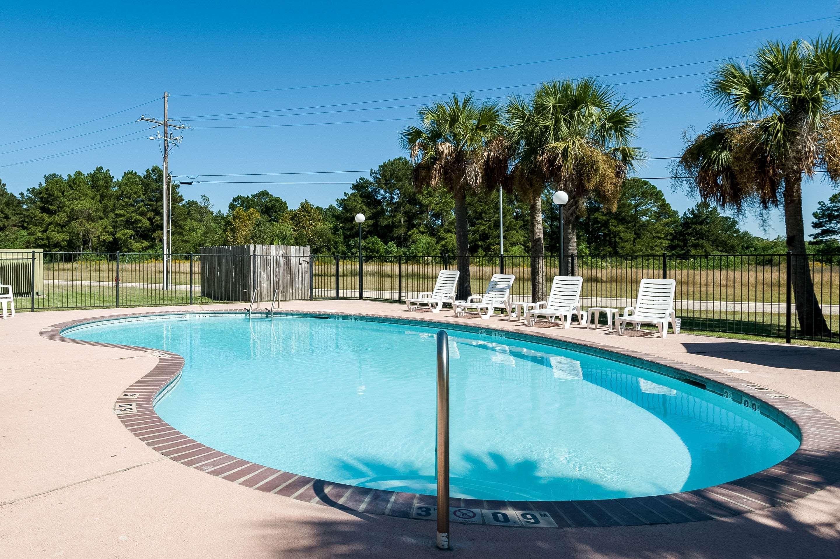 Quality Inn & Suites Lake Charles South Esterno foto