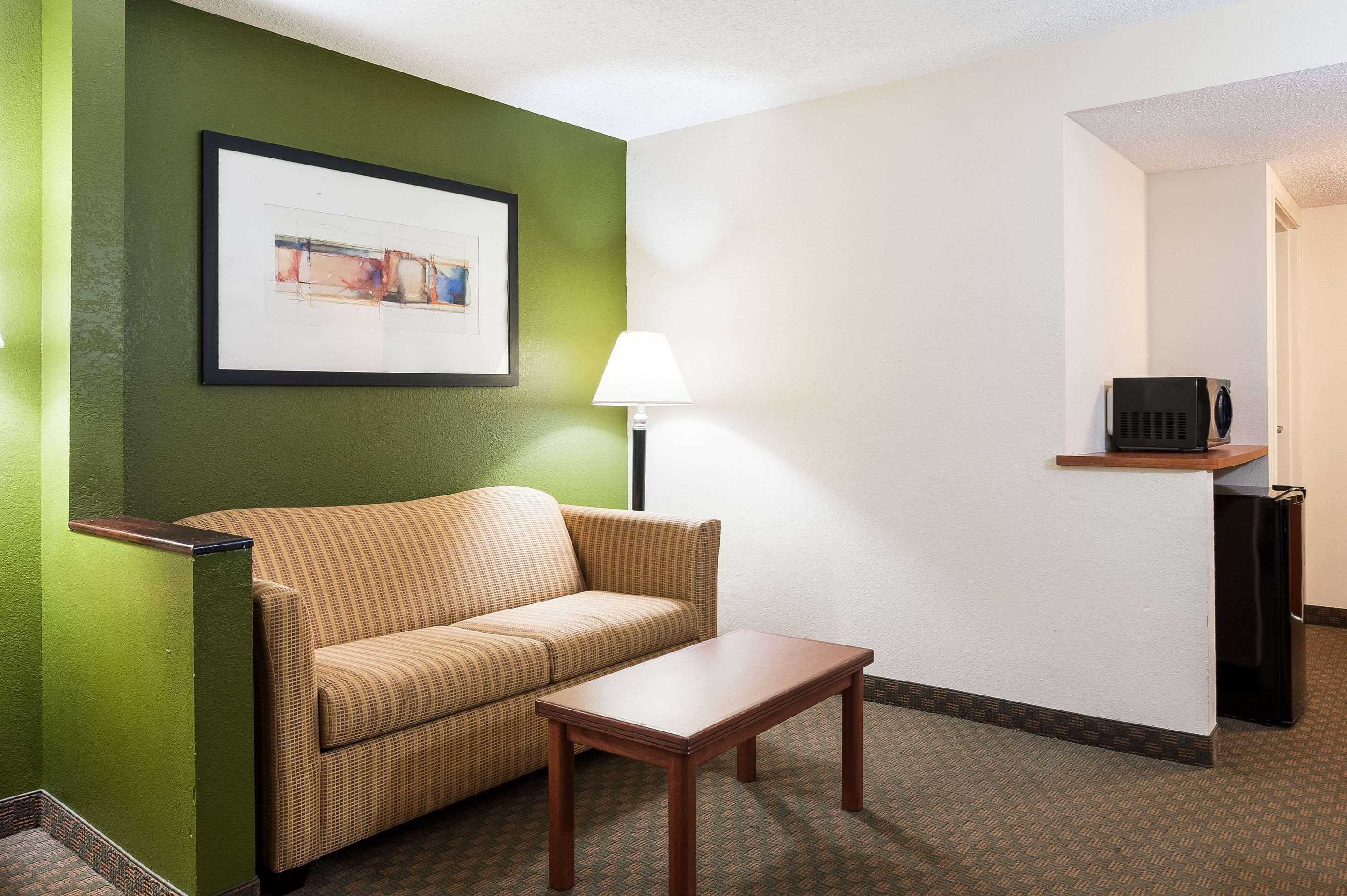 Quality Inn & Suites Lake Charles South Esterno foto