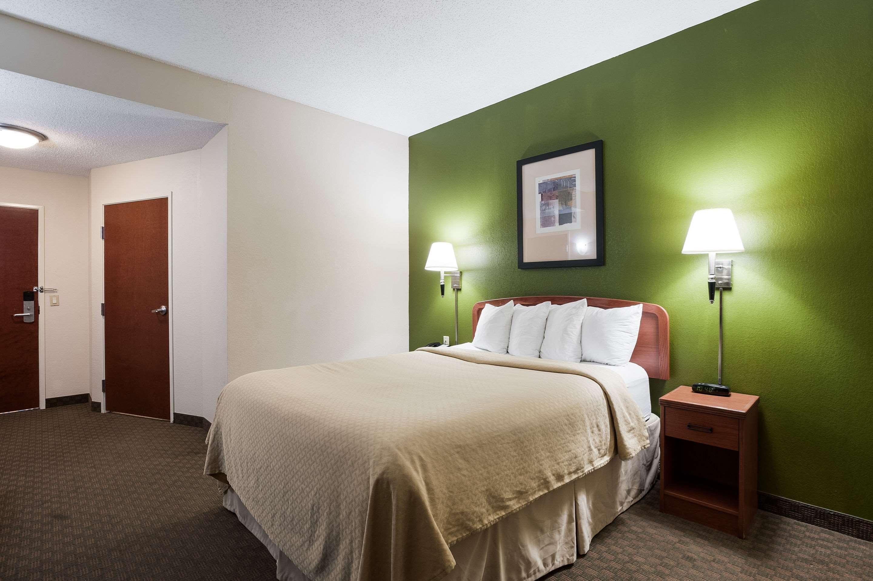 Quality Inn & Suites Lake Charles South Esterno foto