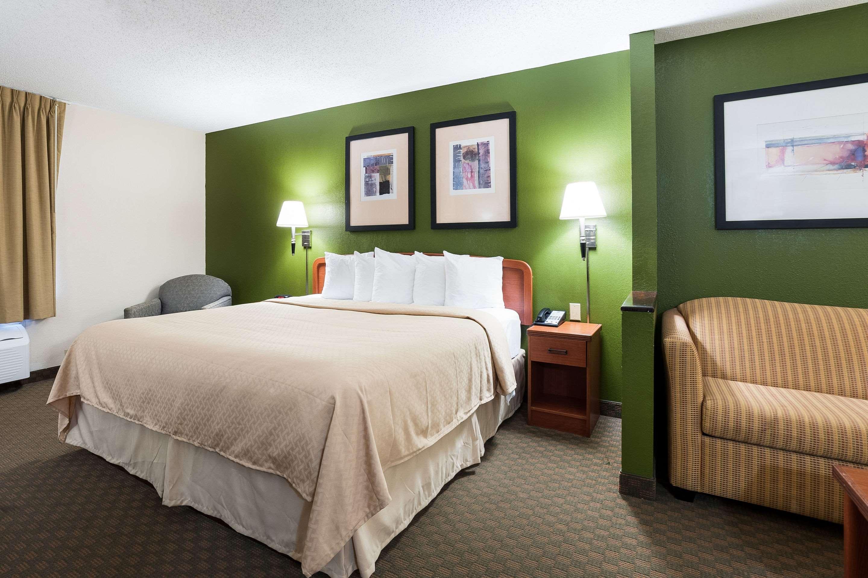 Quality Inn & Suites Lake Charles South Esterno foto