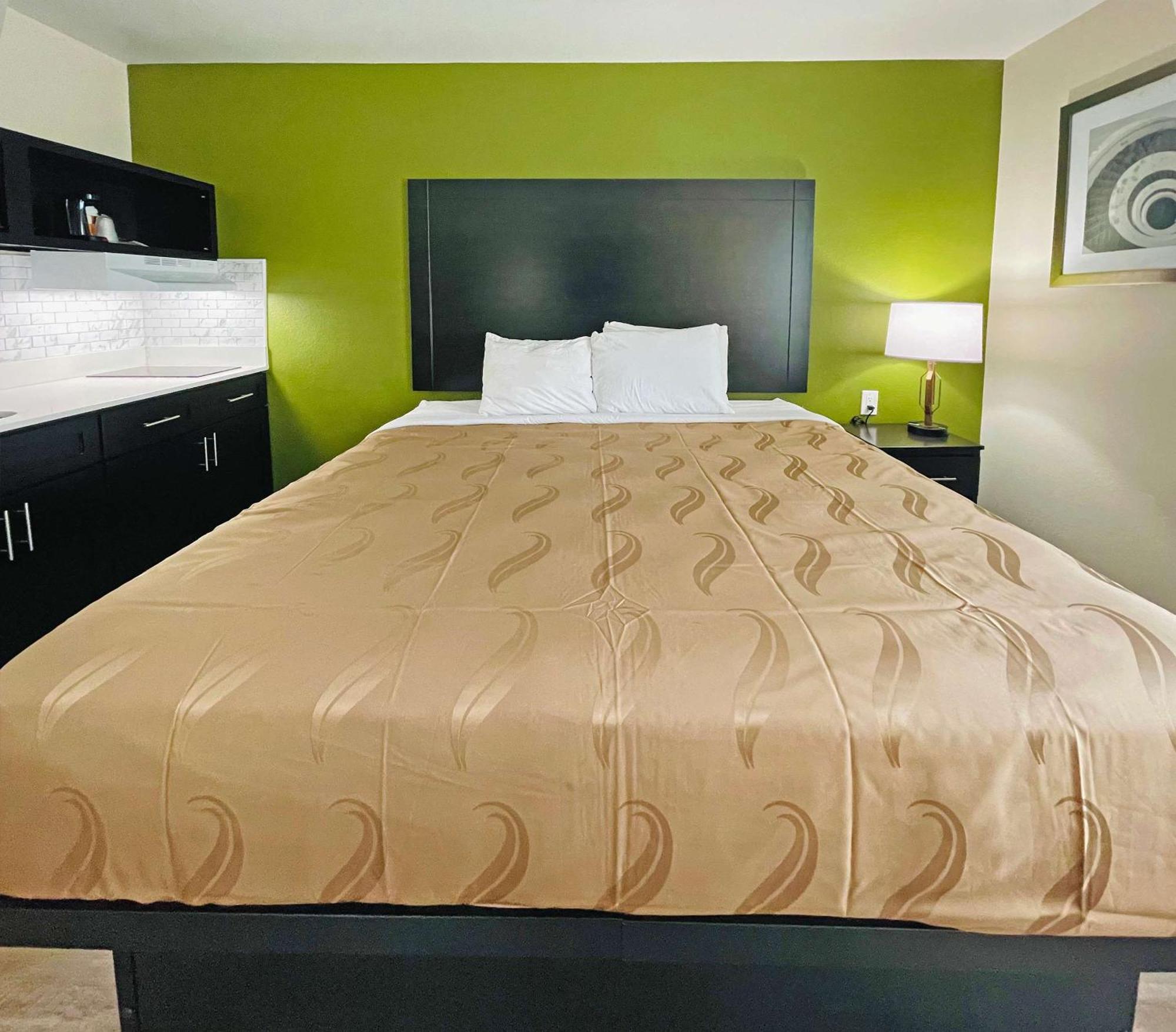 Quality Inn & Suites Lake Charles South Esterno foto