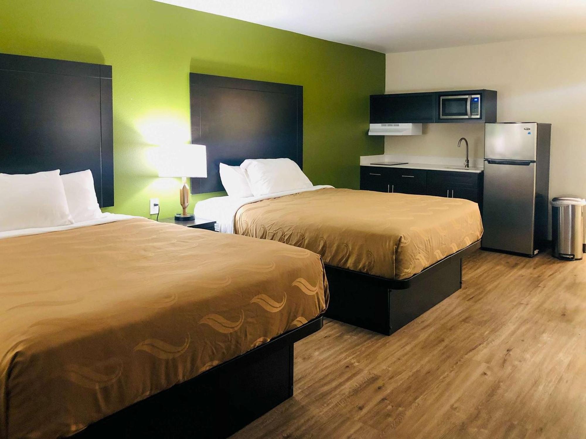 Quality Inn & Suites Lake Charles South Esterno foto