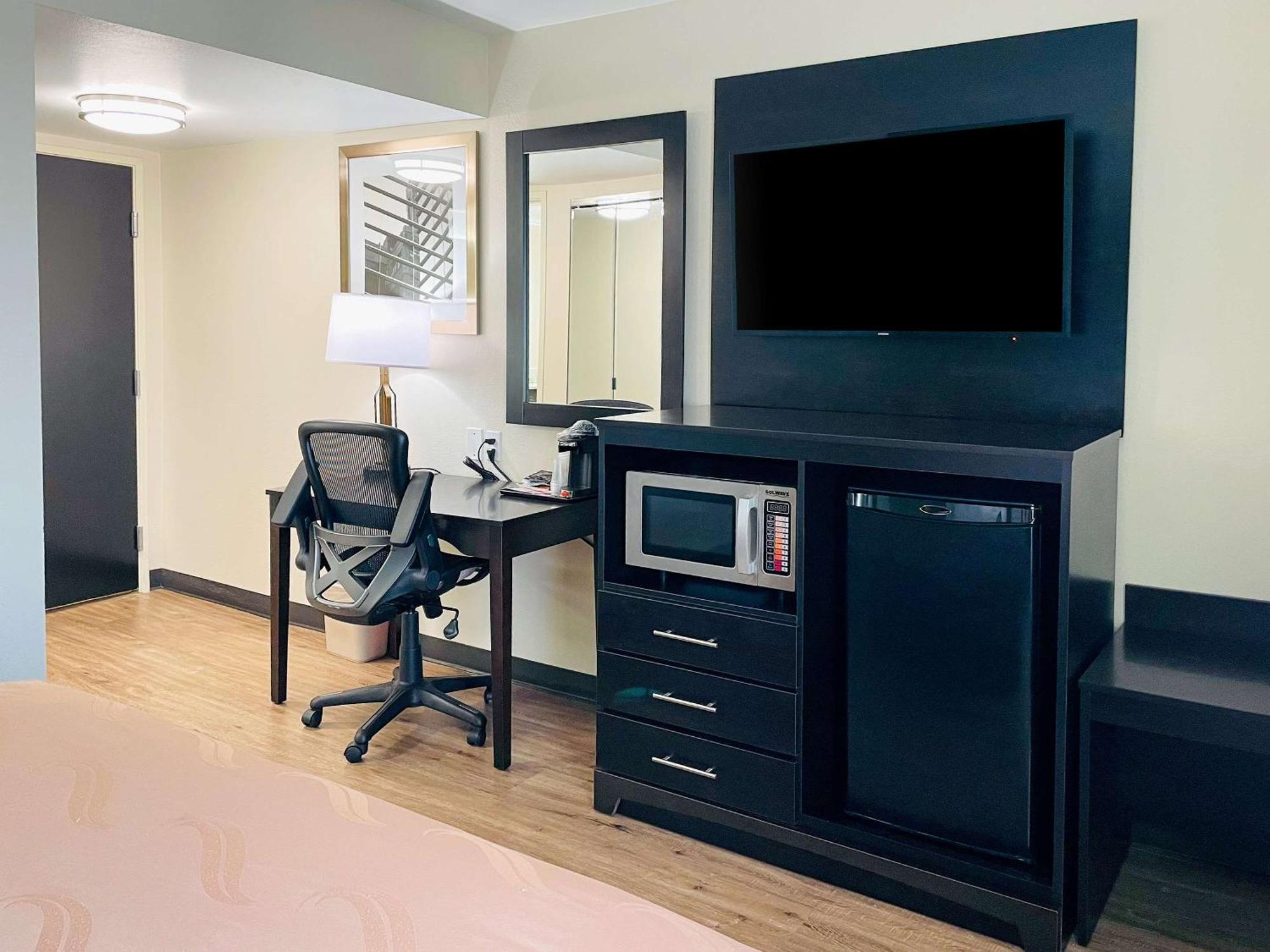 Quality Inn & Suites Lake Charles South Esterno foto